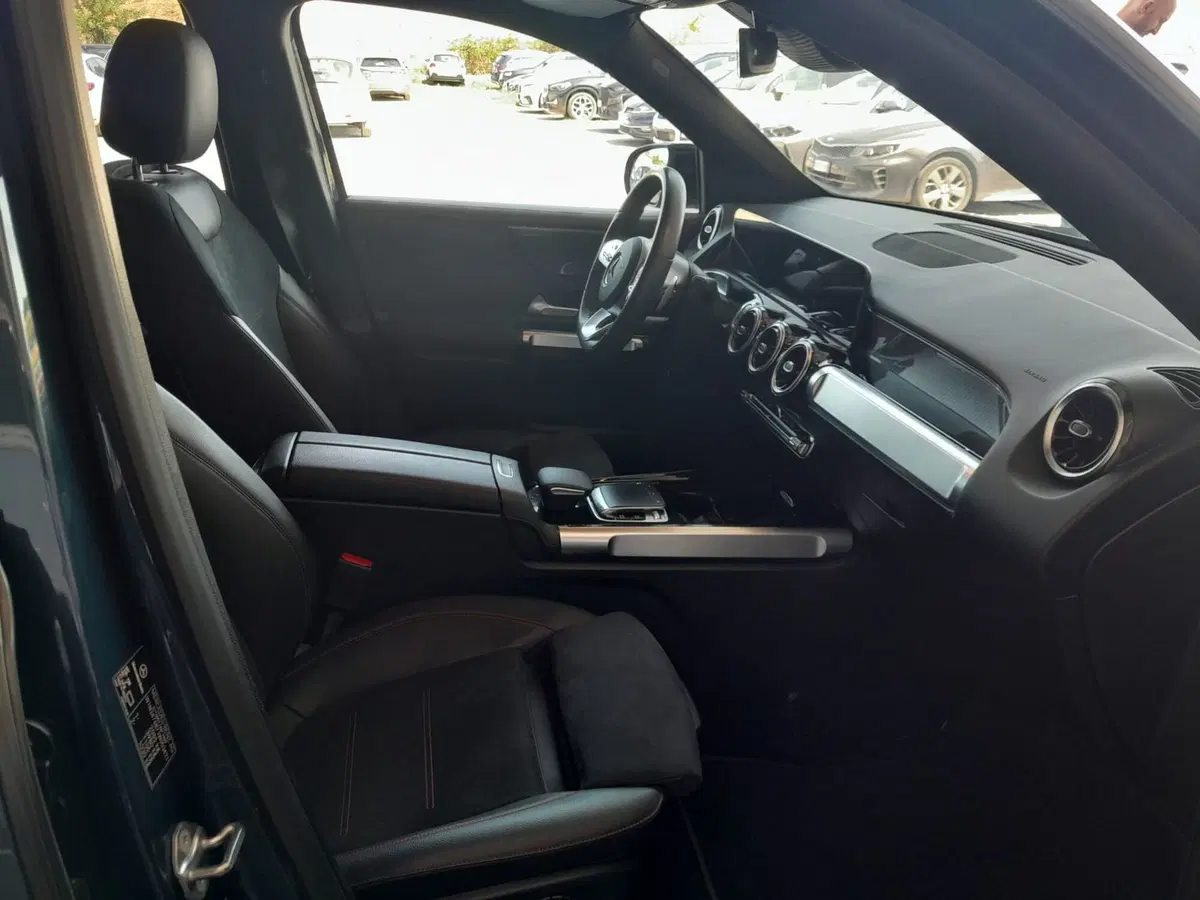 Mercedes-Benz GLB usata a Asti (12)