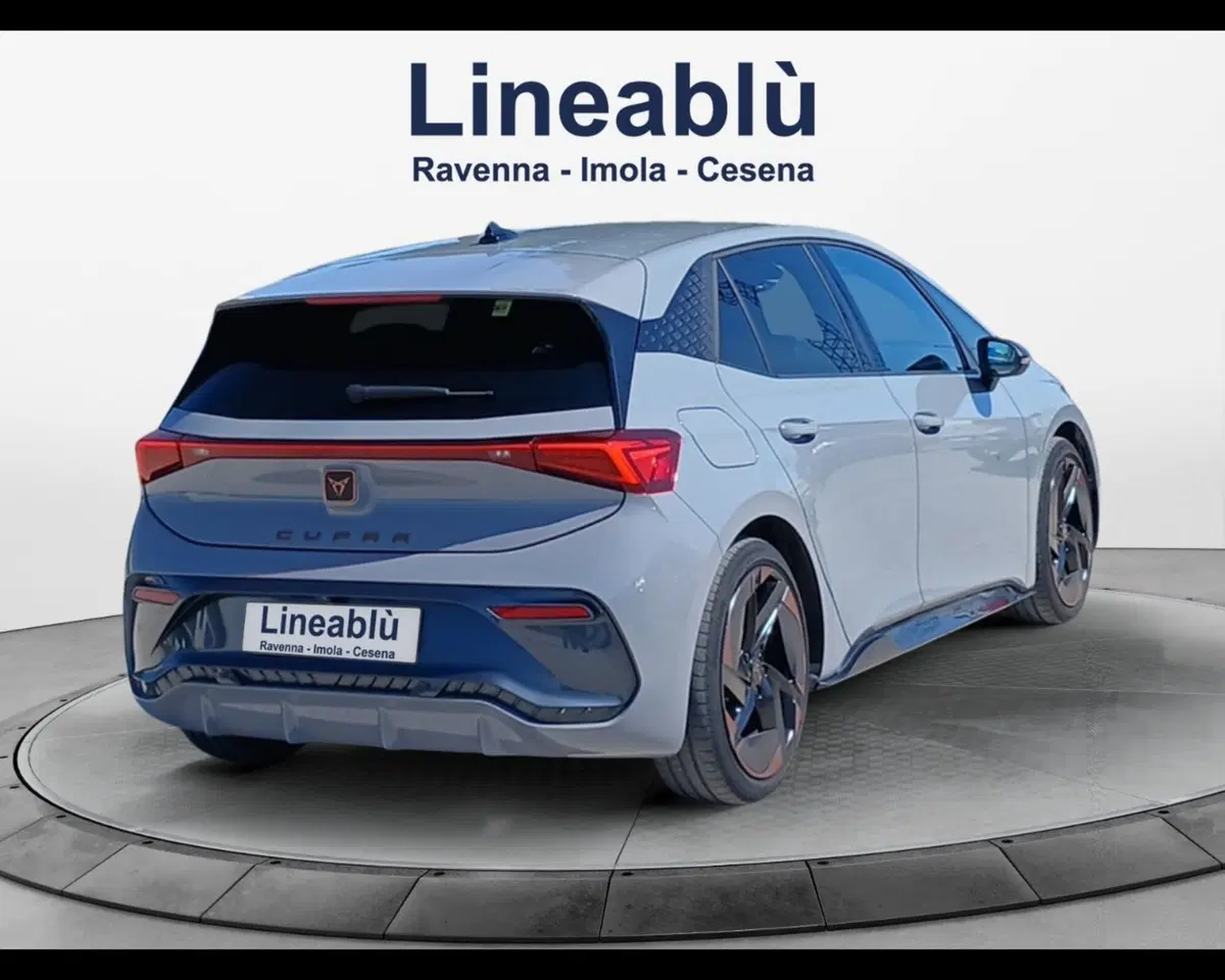 Cupra Born usata a Ravenna (5)