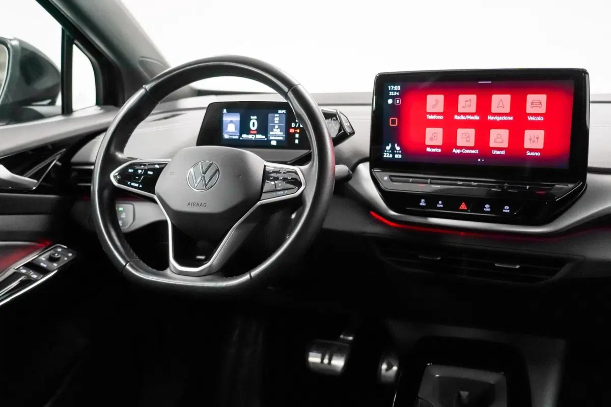 Volkswagen ID.5 usata a Varese (11)