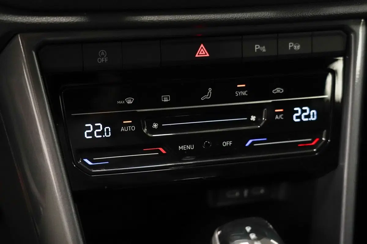 Volkswagen T-Roc usata a Varese (16)