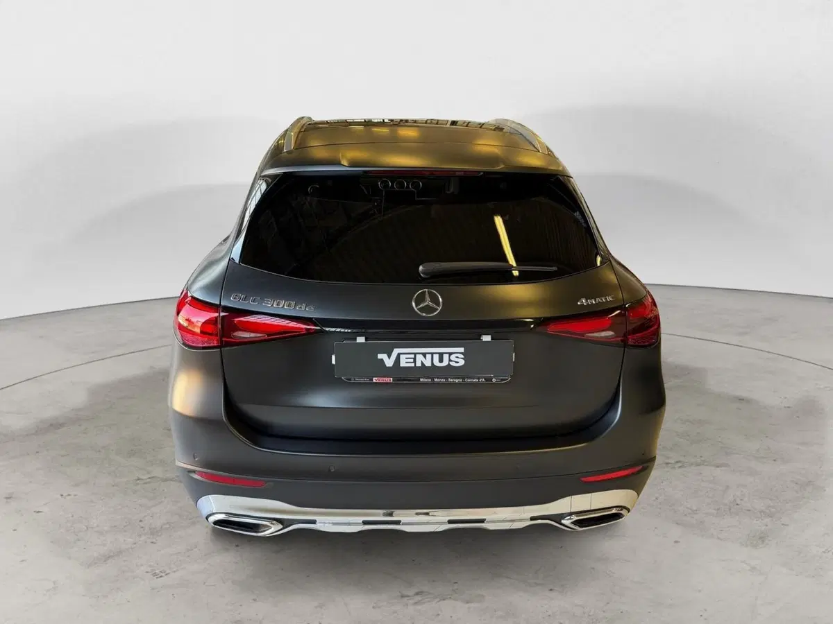 Mercedes-Benz GLC Coupé usata a Monza e Brianza (5)