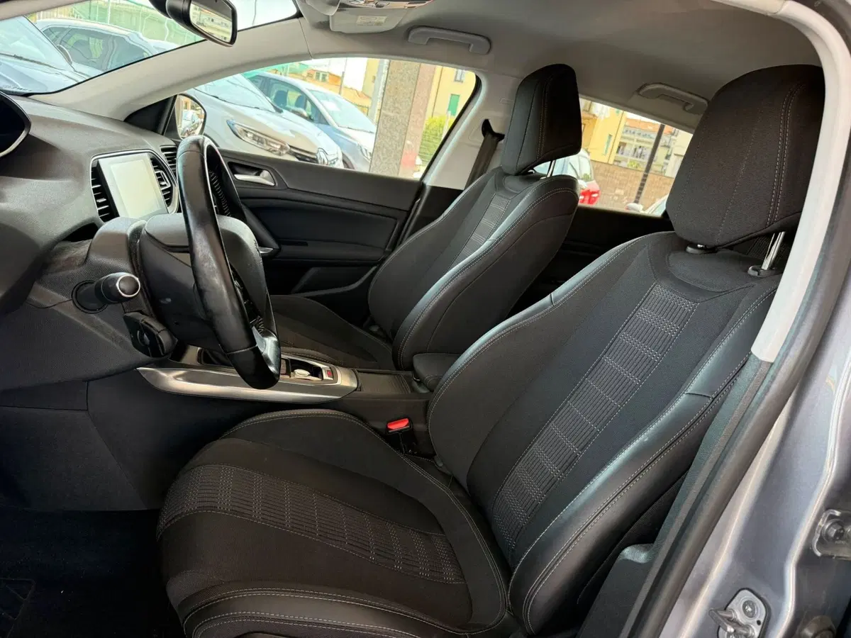Peugeot 308 usata a Brescia (10)