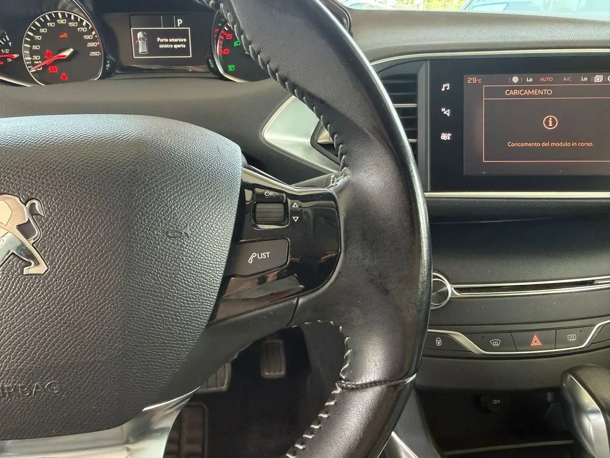 Peugeot 308 usata a Brescia (14)