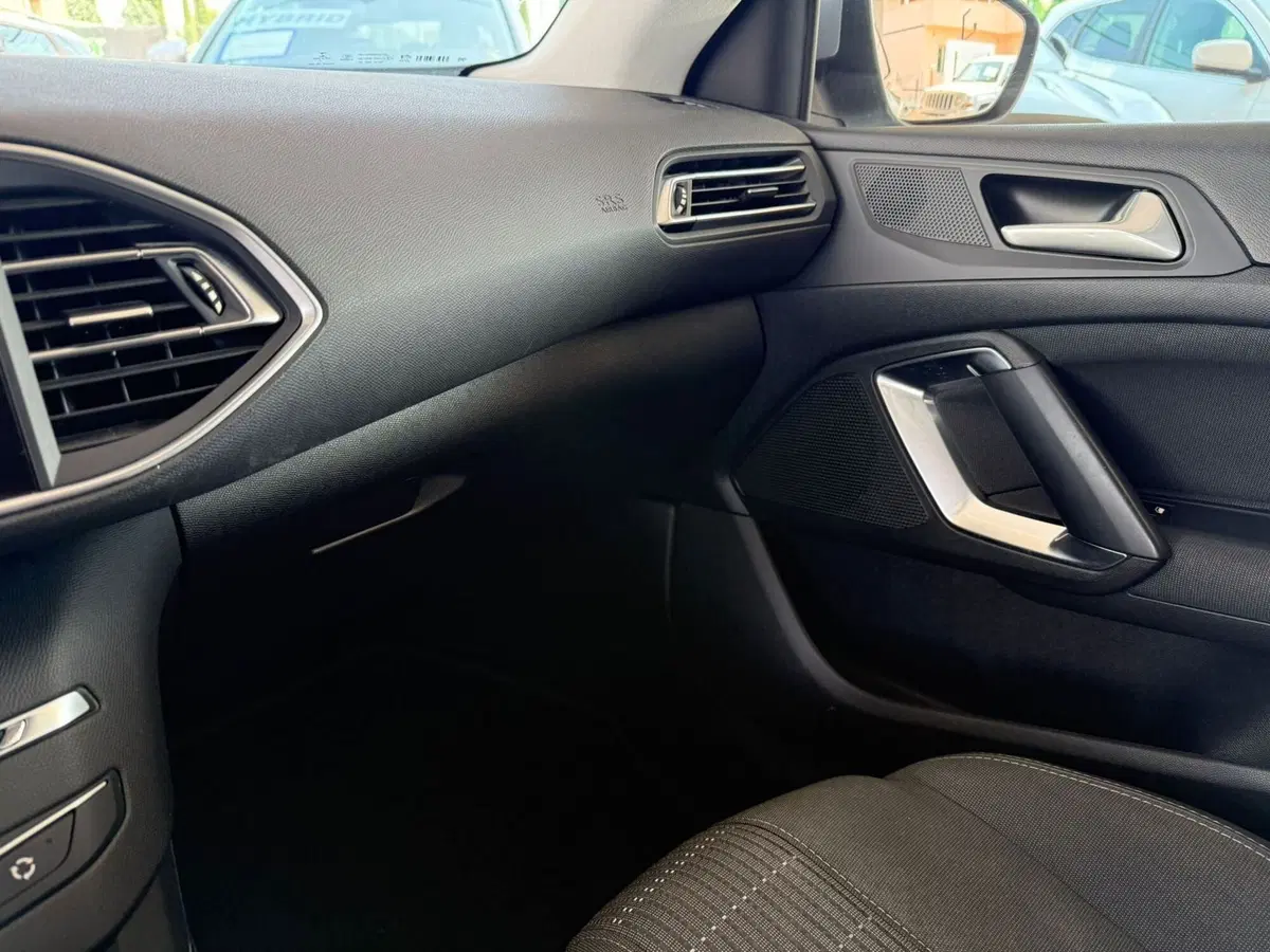 Peugeot 308 usata a Brescia (15)