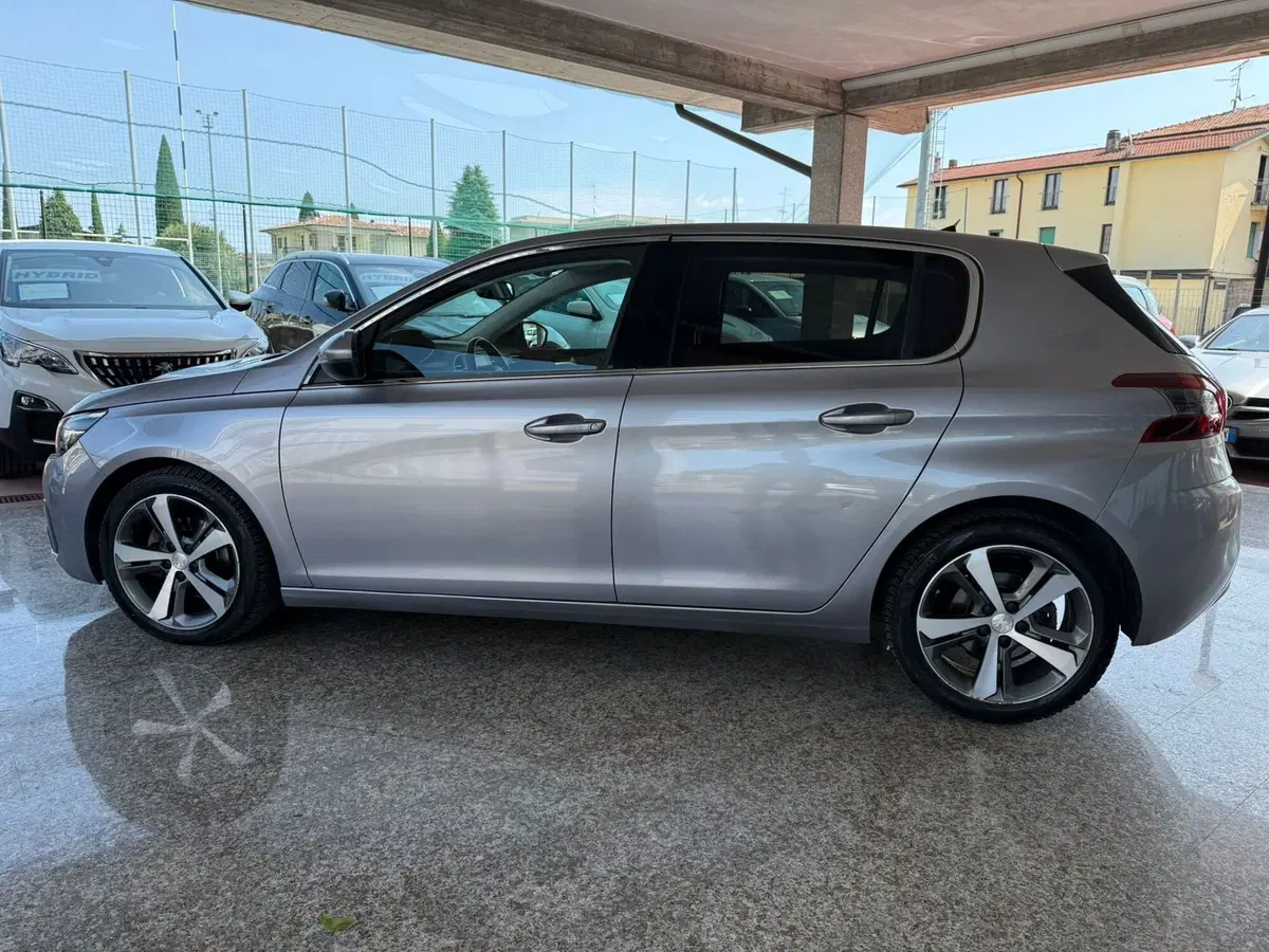 Peugeot 308 usata a Brescia (3)