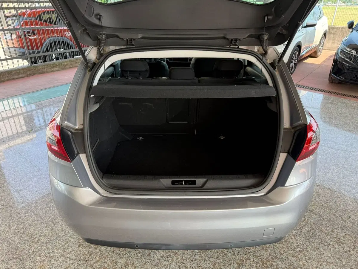 Peugeot 308 usata a Brescia (6)