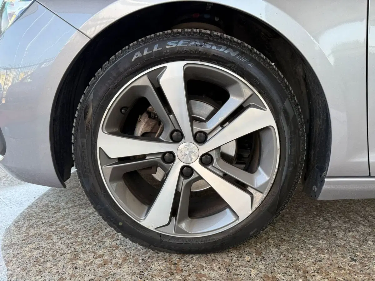 Peugeot 308 usata a Brescia (7)