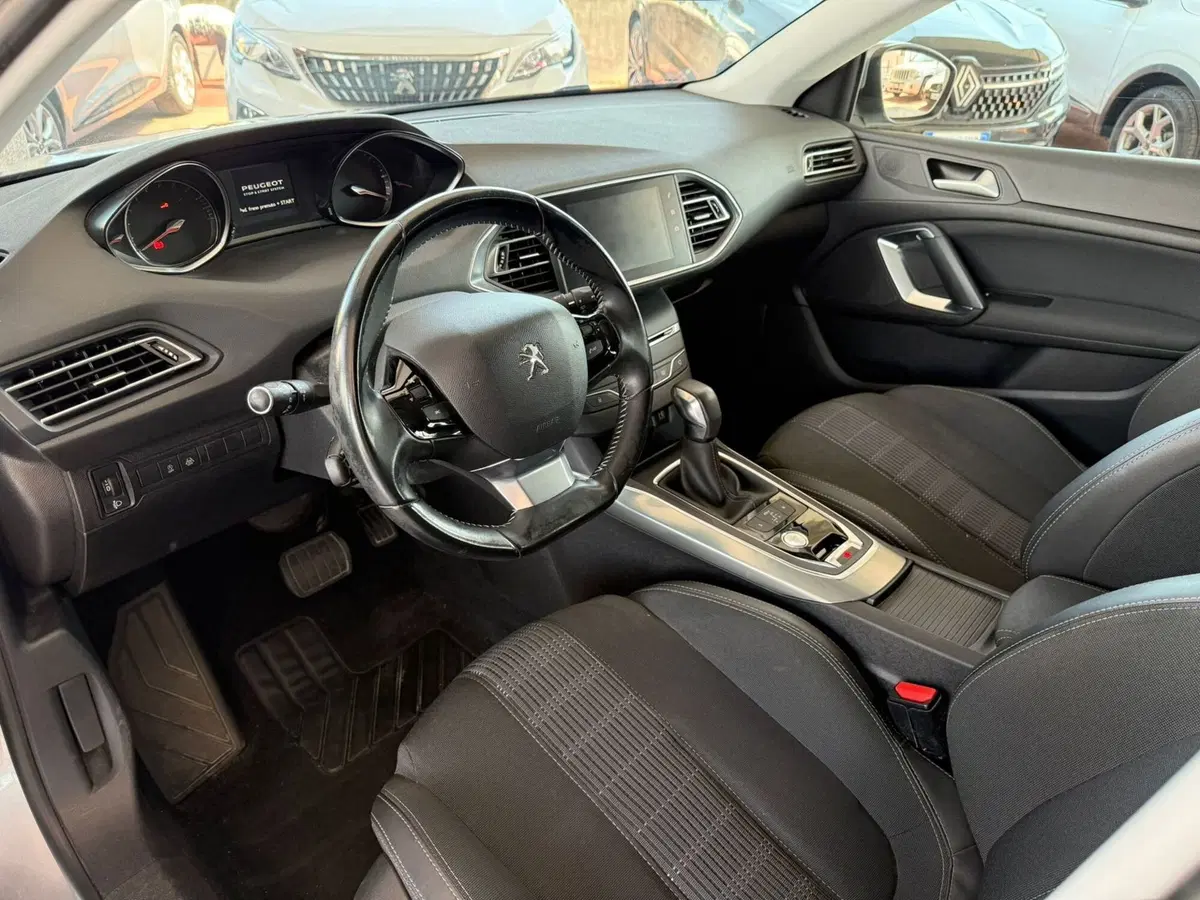 Peugeot 308 usata a Brescia (9)