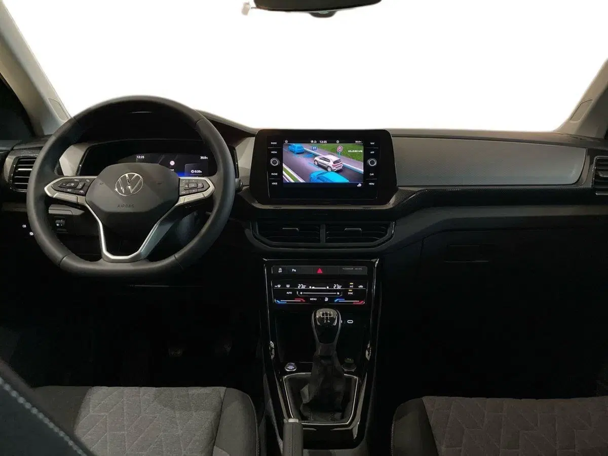 Volkswagen T-Cross nuova a Prato (11)