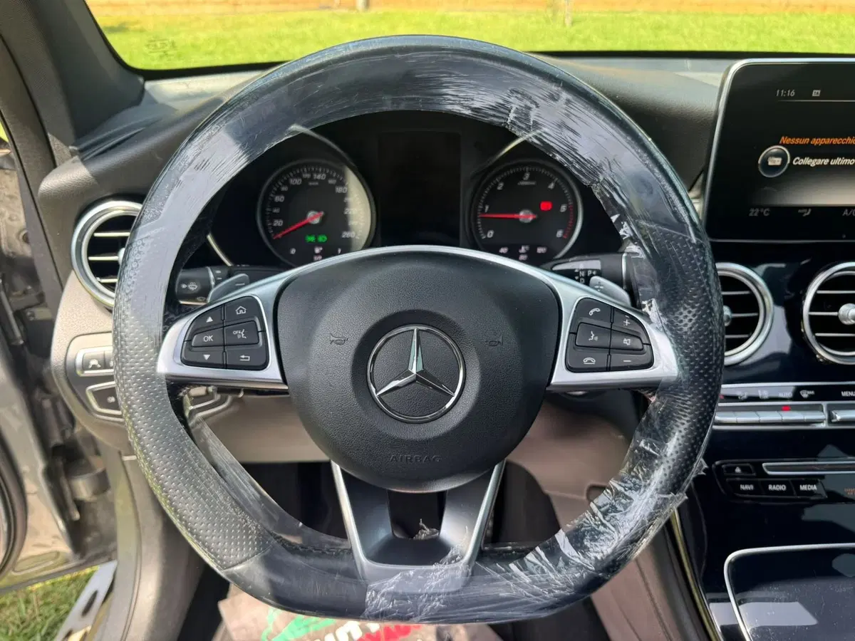 Mercedes-Benz GLC Coupé usata a Salerno (17)
