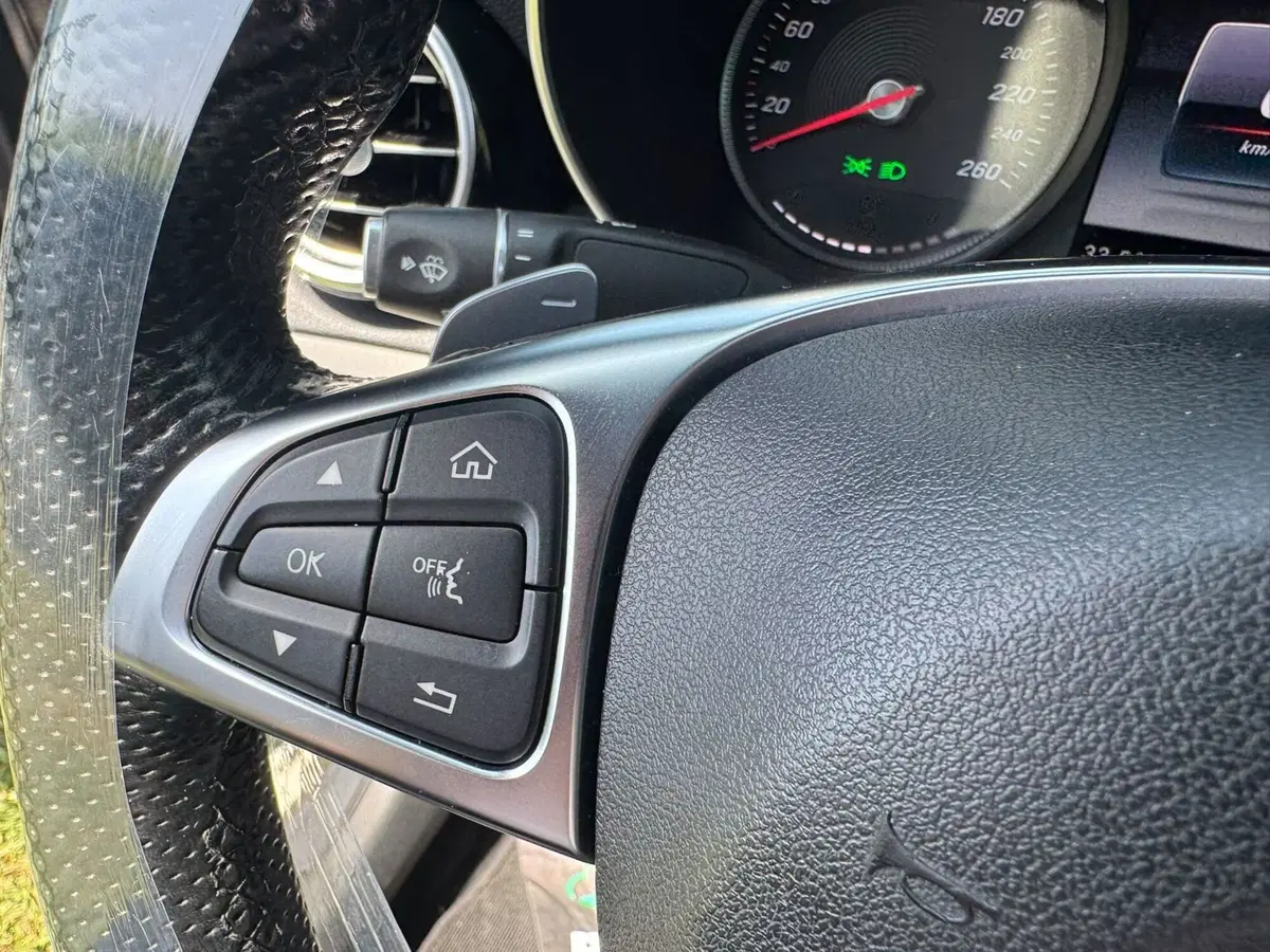Mercedes-Benz GLC Coupé usata a Salerno (18)