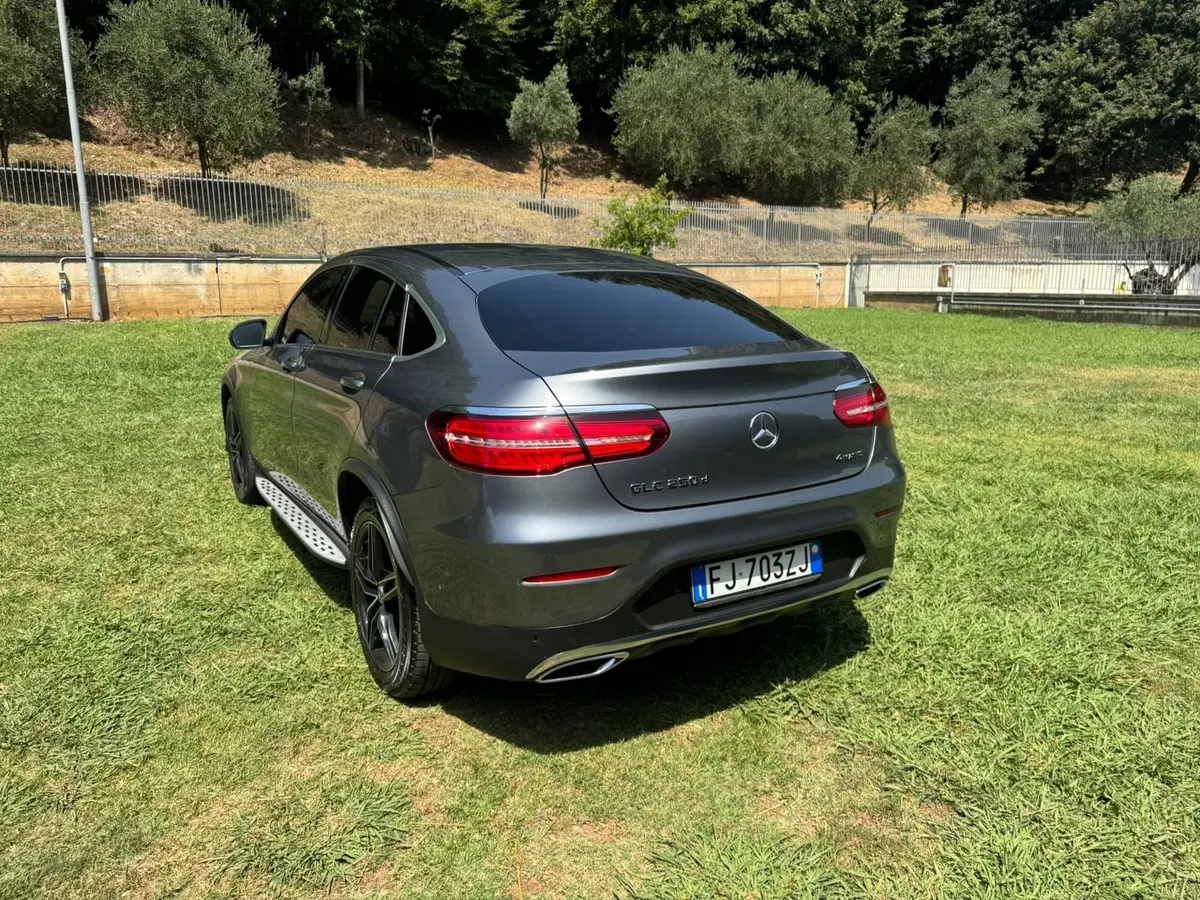 Mercedes-Benz GLC Coupé usata a Salerno (3)