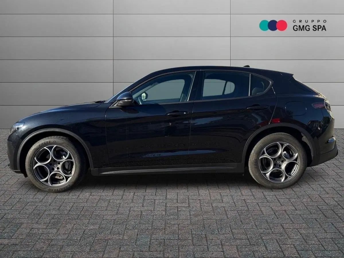 Alfa Romeo Stelvio usata a Firenze (5)