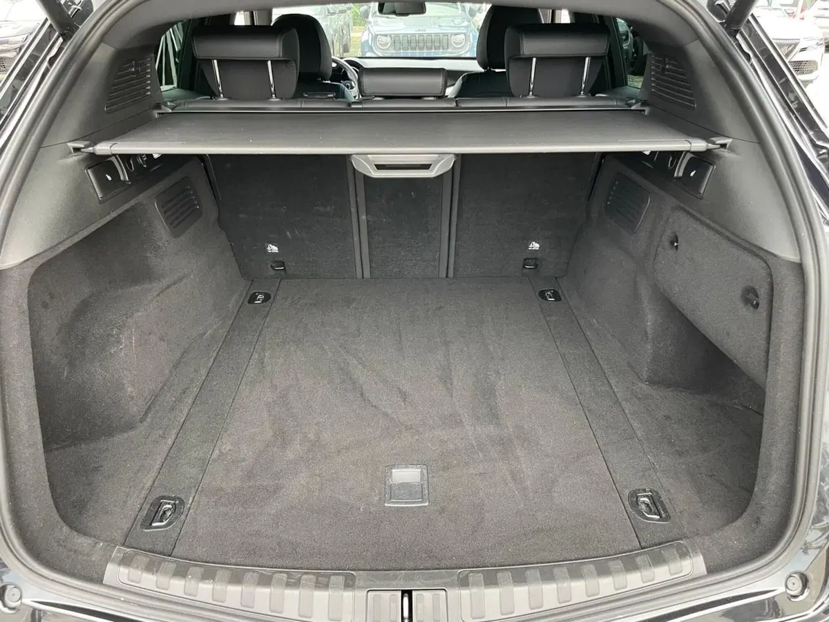 Alfa Romeo Stelvio usata a Ancona (18)