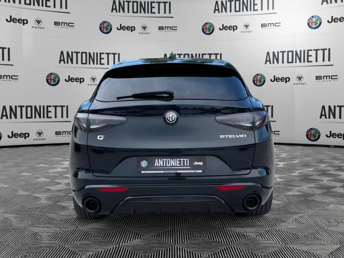 Alfa Romeo Stelvio usata a Ancona (6)