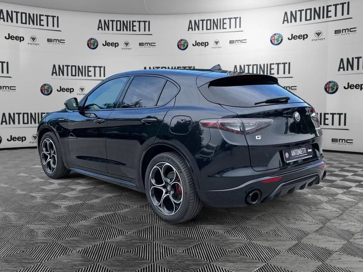 Alfa Romeo Stelvio usata a Ancona (7)