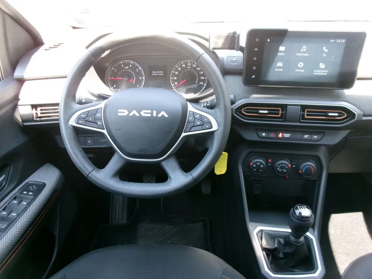 Dacia Sandero Stepway usata a Venezia (12)