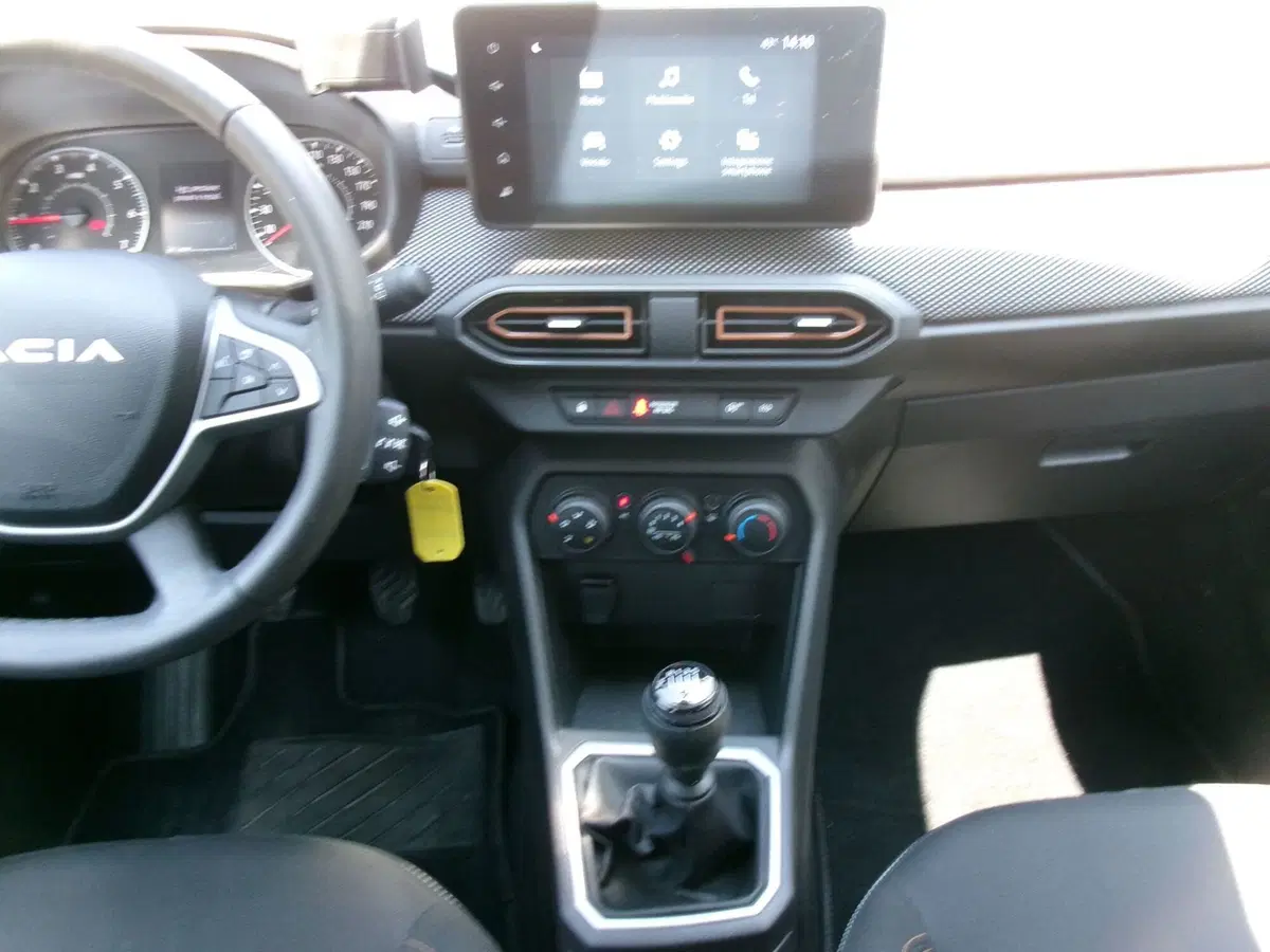 Dacia Sandero Stepway usata a Venezia (16)