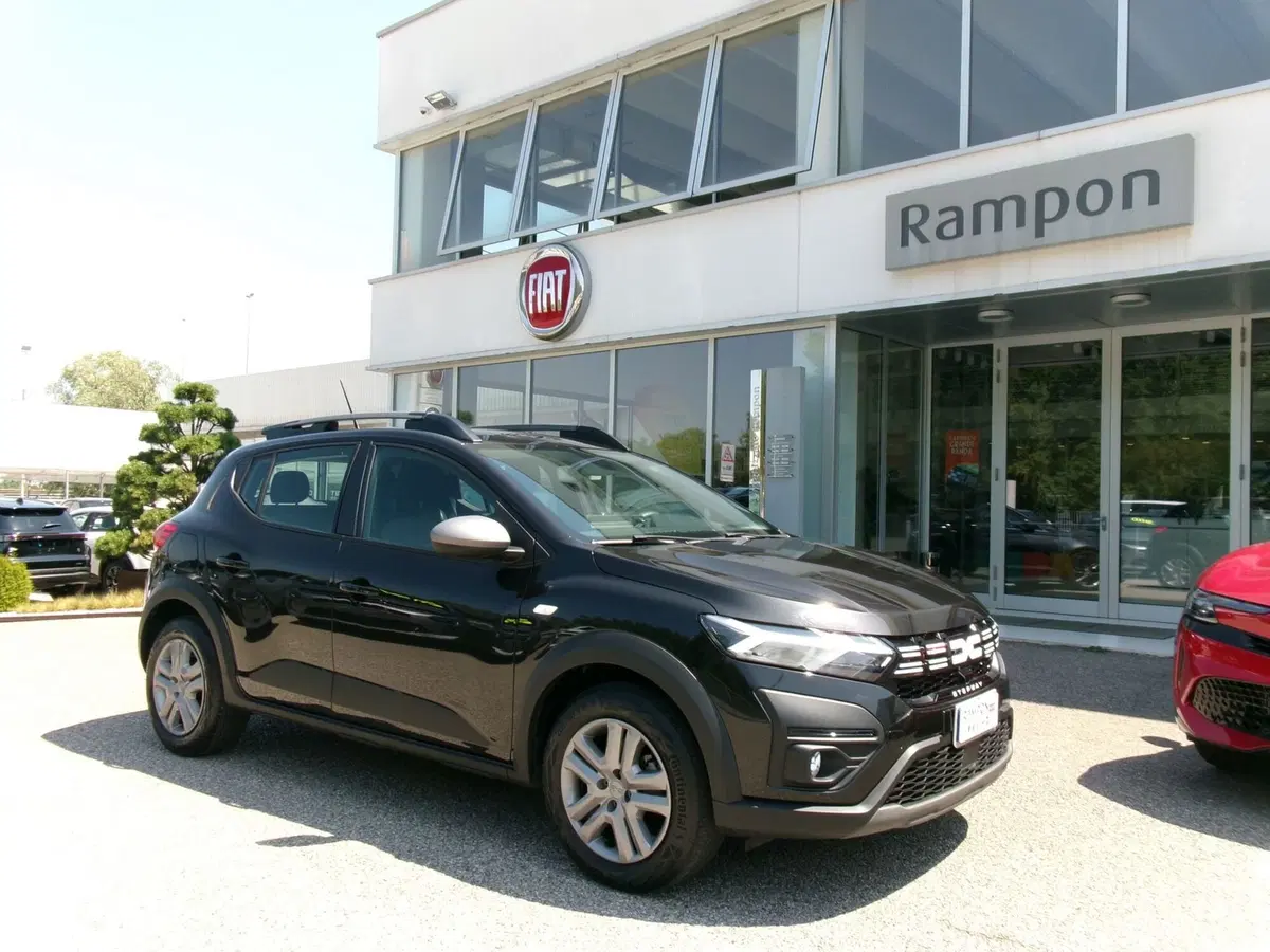 Dacia Sandero Stepway usata a Venezia (6)