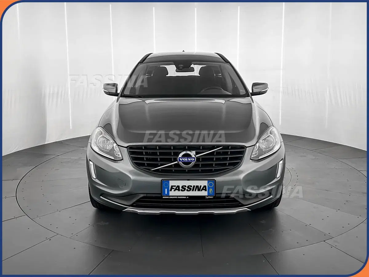 Volvo XC60 usata a Milano (2)