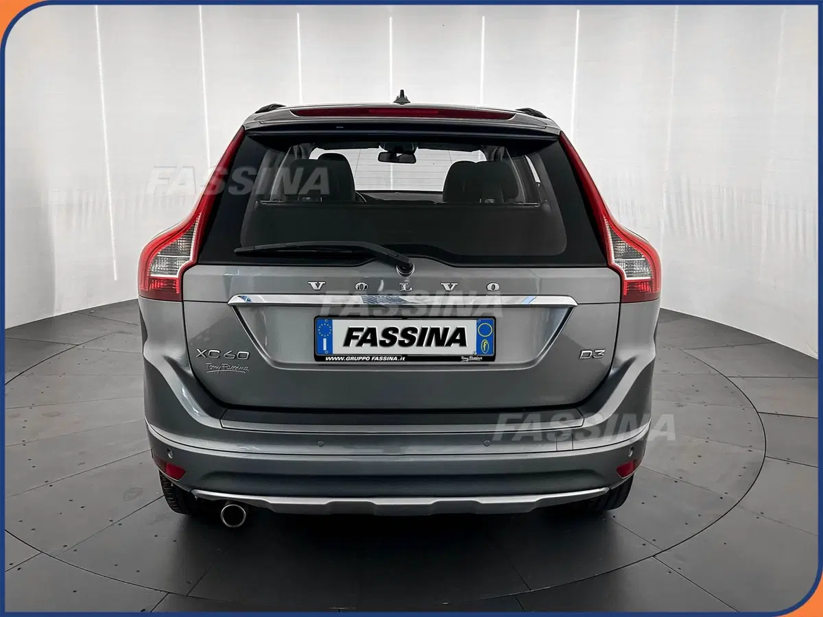 Volvo XC60 usata a Milano (5)