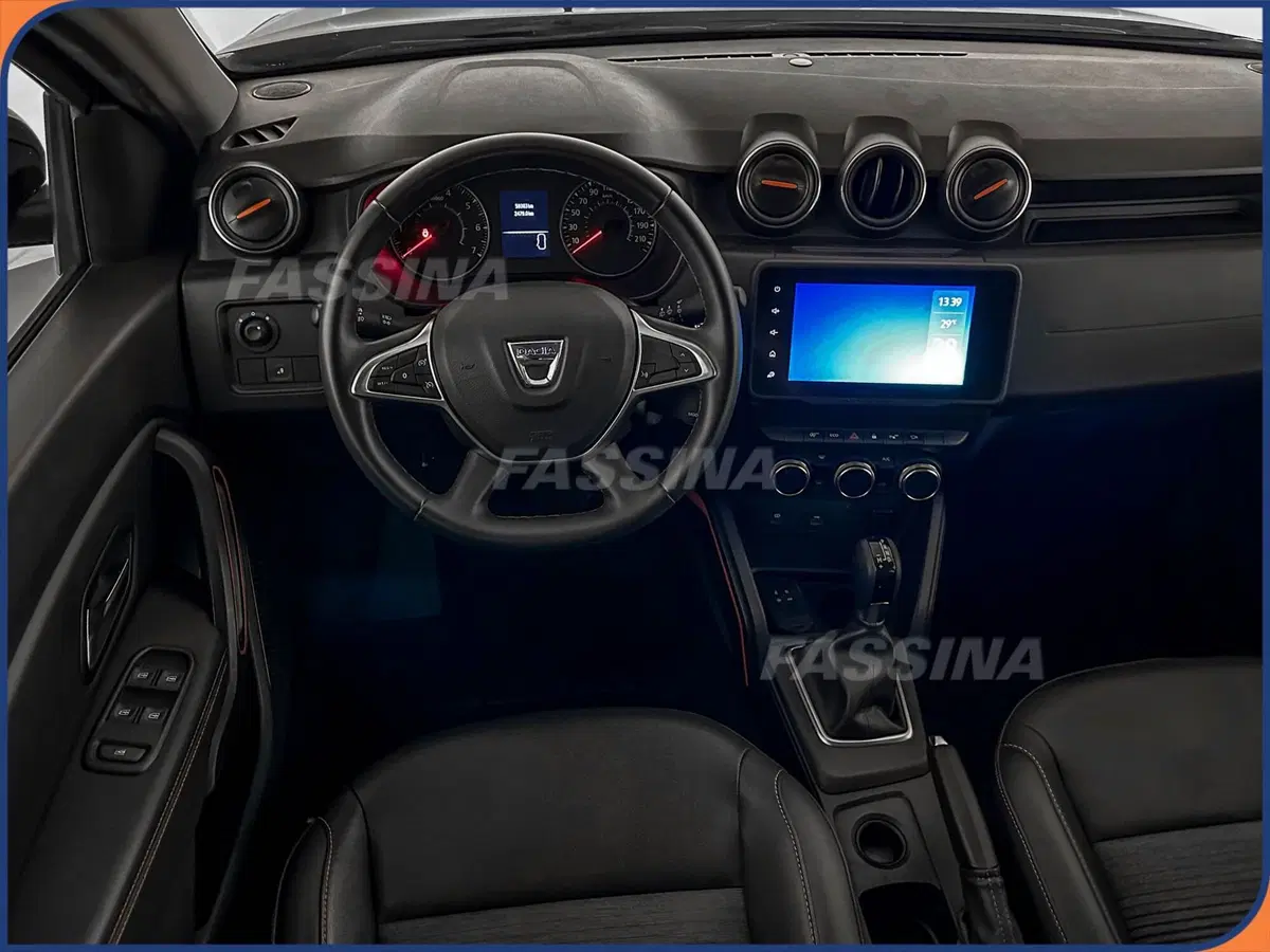 Dacia Duster usata a Milano (11)