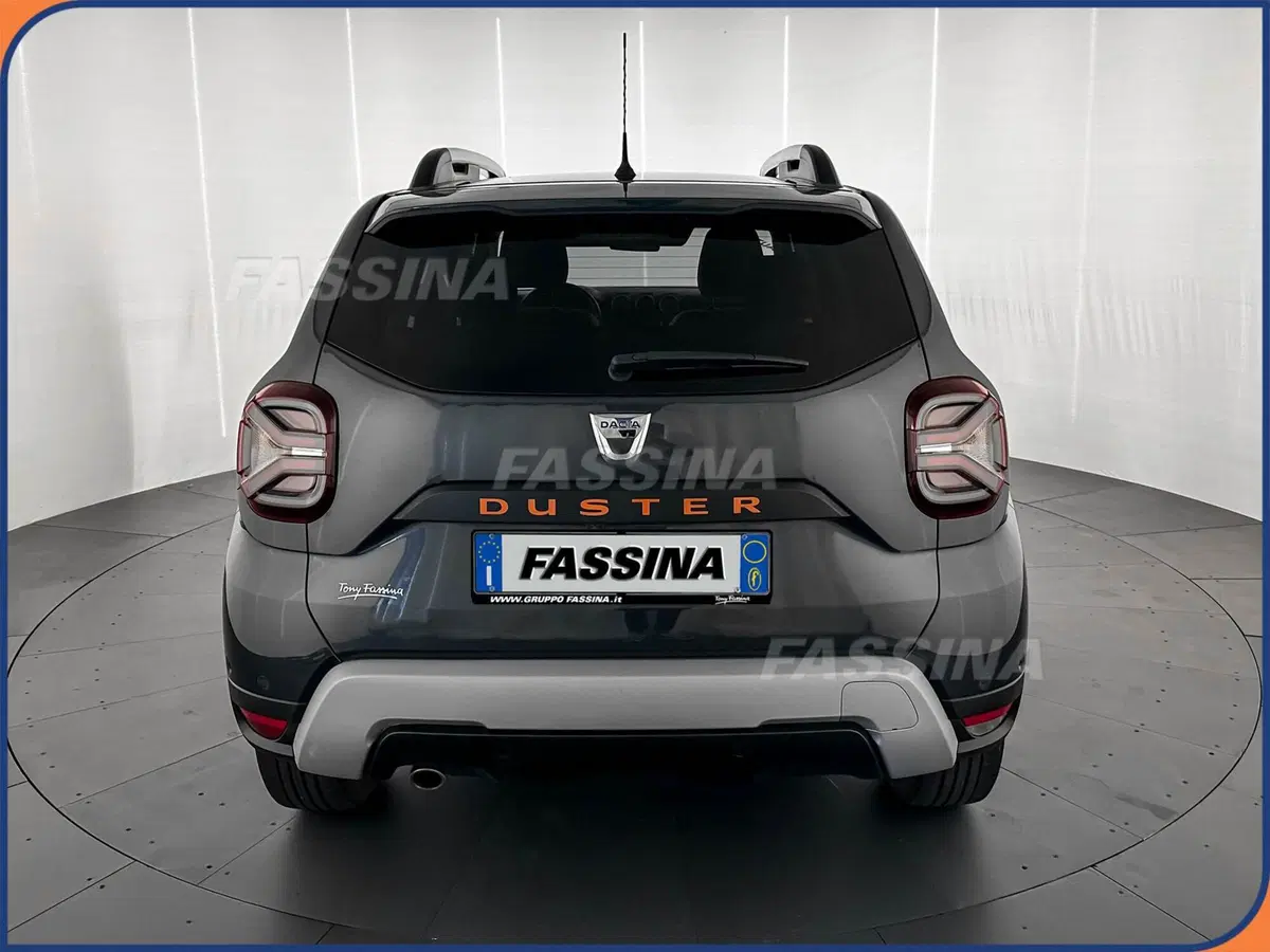 Dacia Duster usata a Milano (5)
