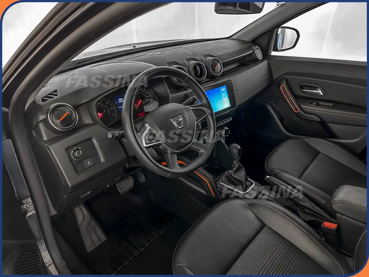 Dacia Duster usata a Milano (9)