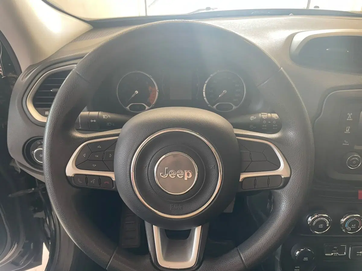 Jeep Renegade usata a Lucca (11)