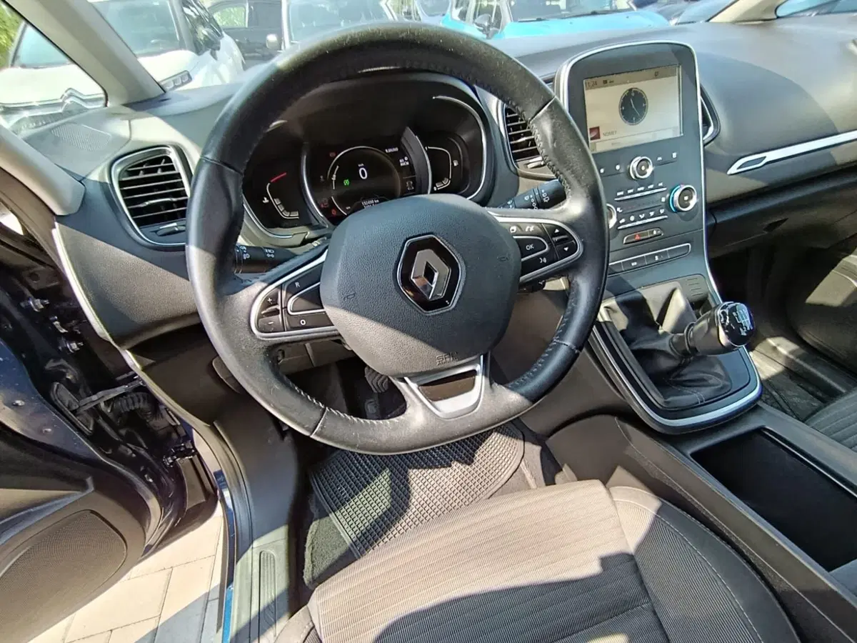 Renault Scénic usata a Massa-Carrara (19)