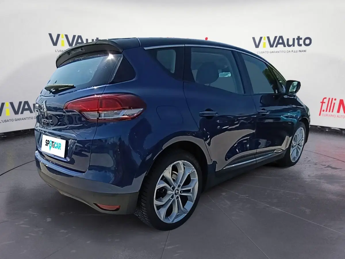 Renault Scénic usata a Massa-Carrara (2)