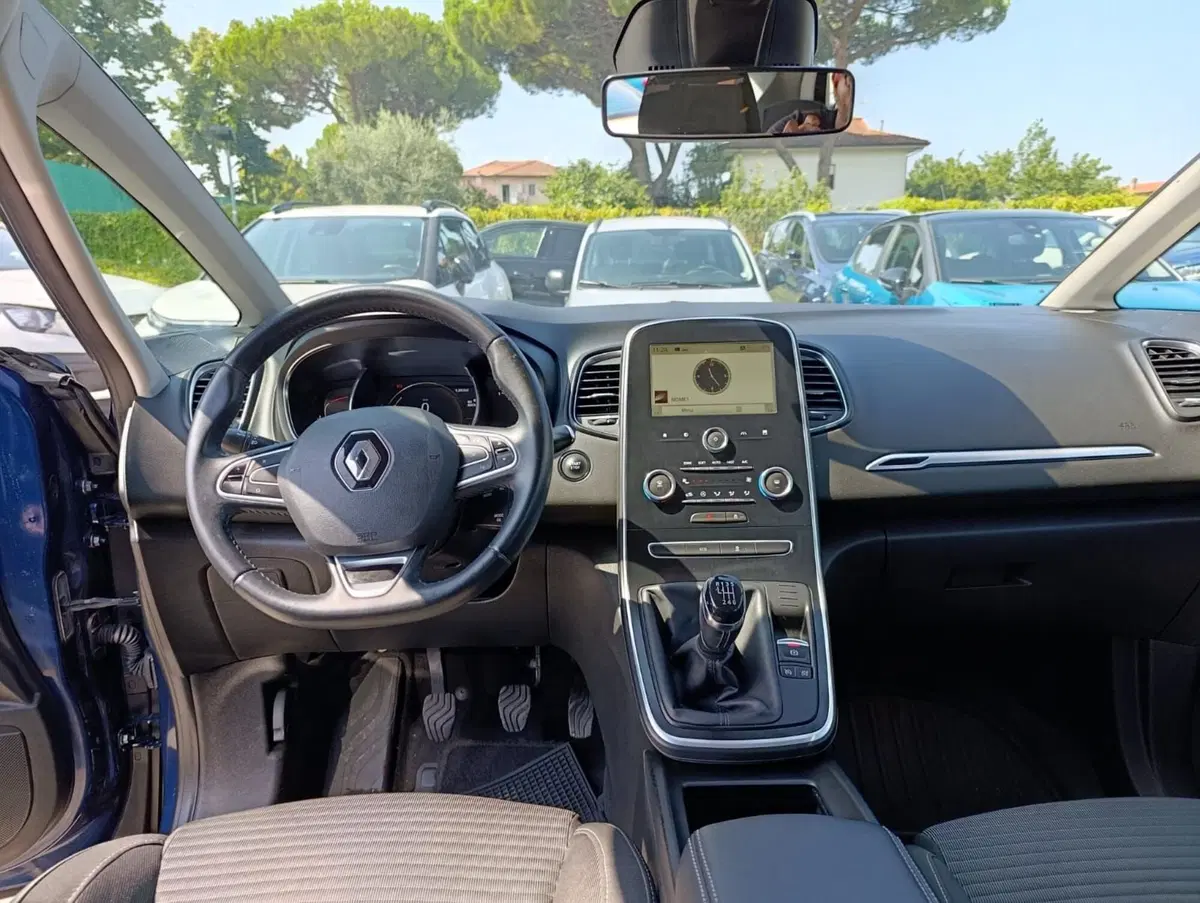 Renault Scénic usata a Massa-Carrara (6)