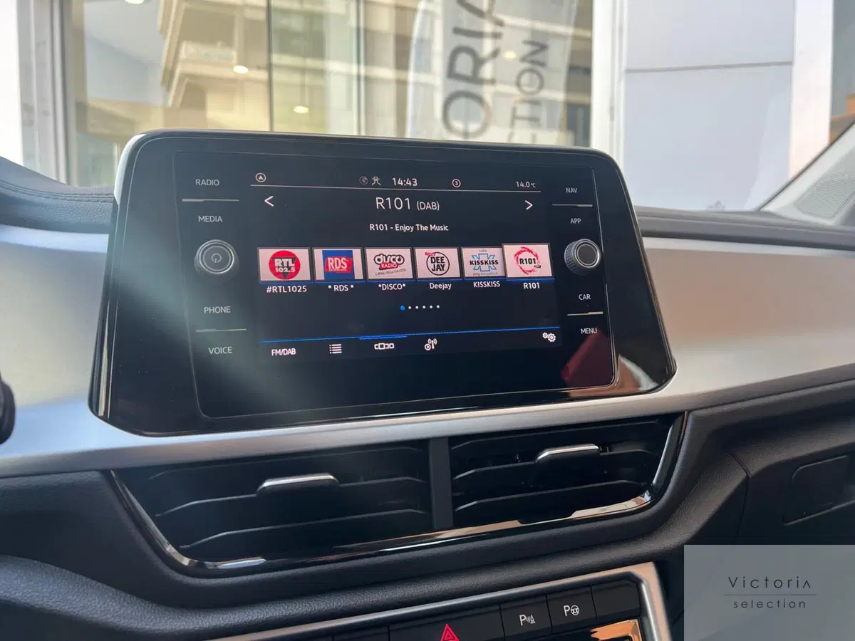 Volkswagen T-Roc usata a Brescia (11)