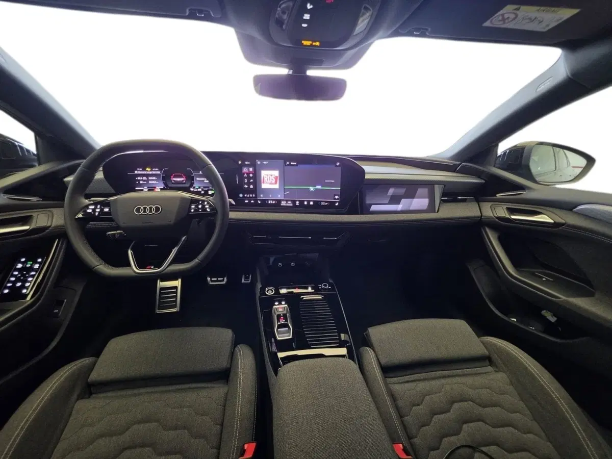 Audi A6 Sportback e-tron usata a Bari (3)