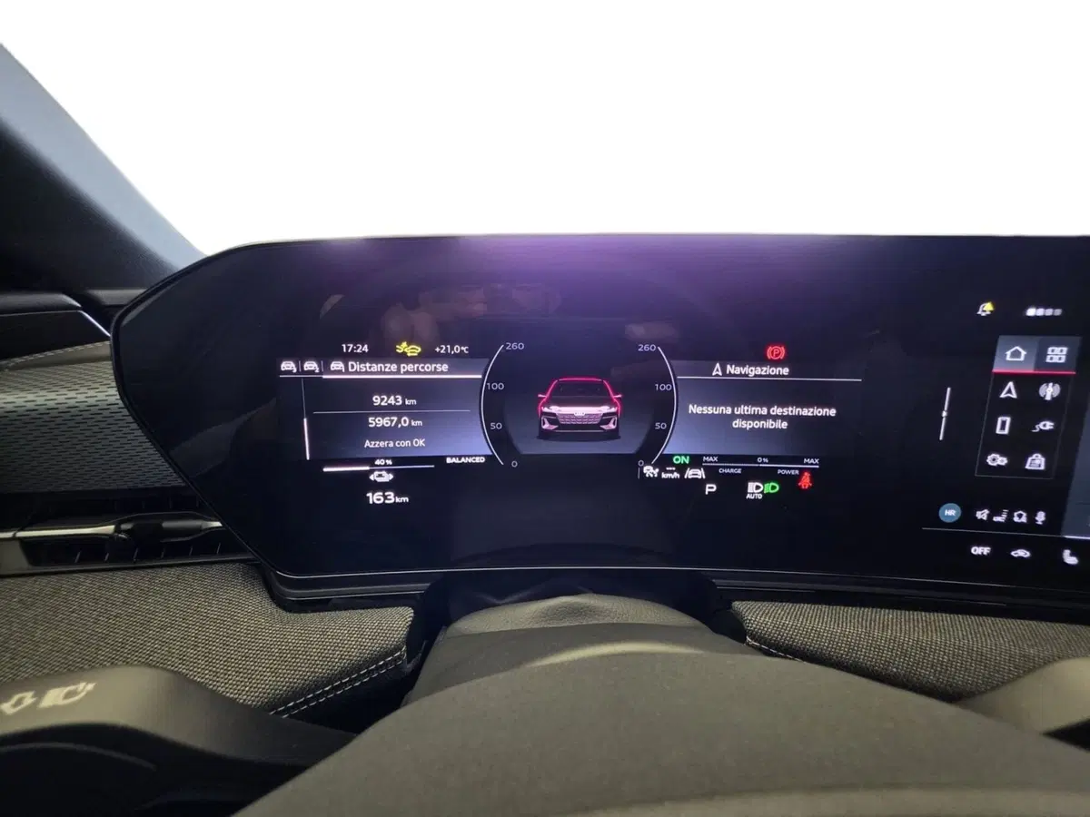 Audi A6 Sportback e-tron usata a Bari (6)