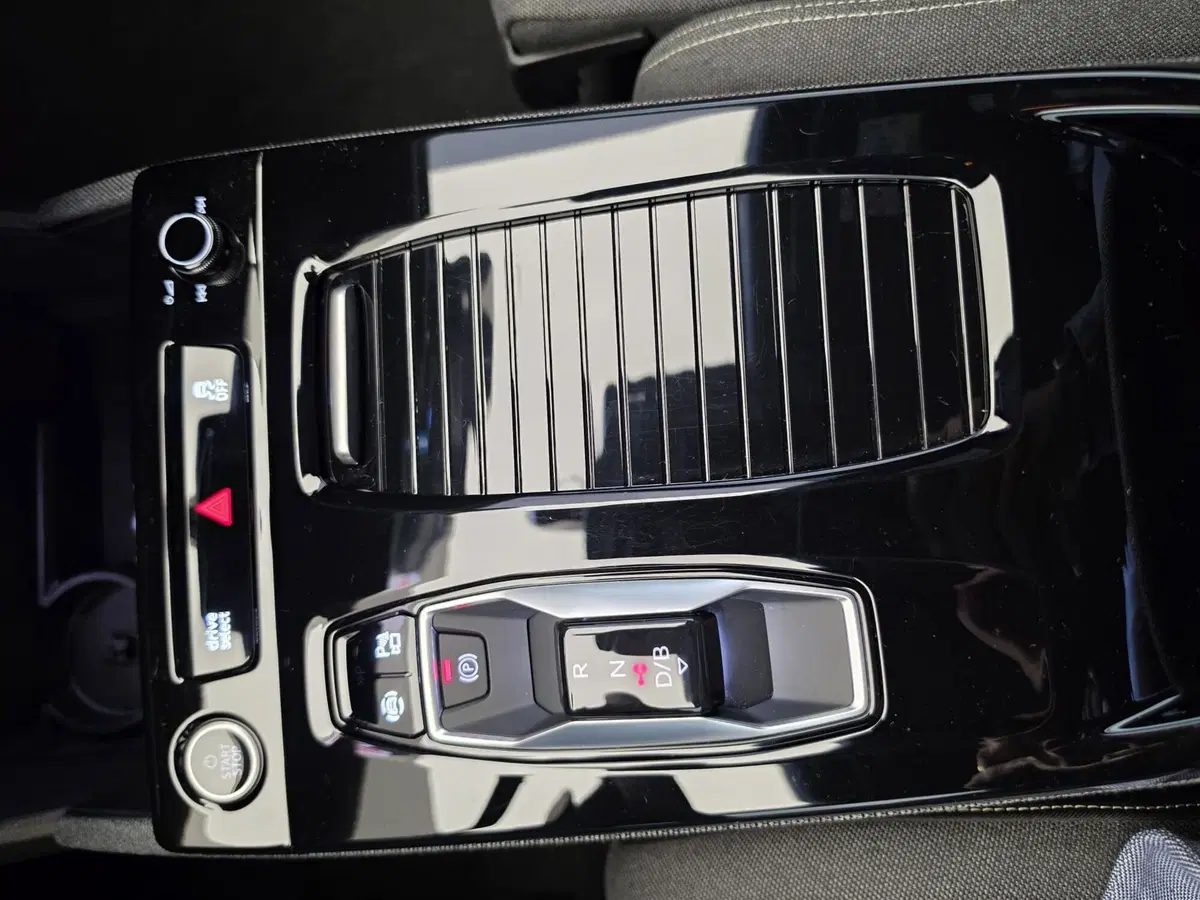 Audi A6 Sportback e-tron usata a Bari (7)