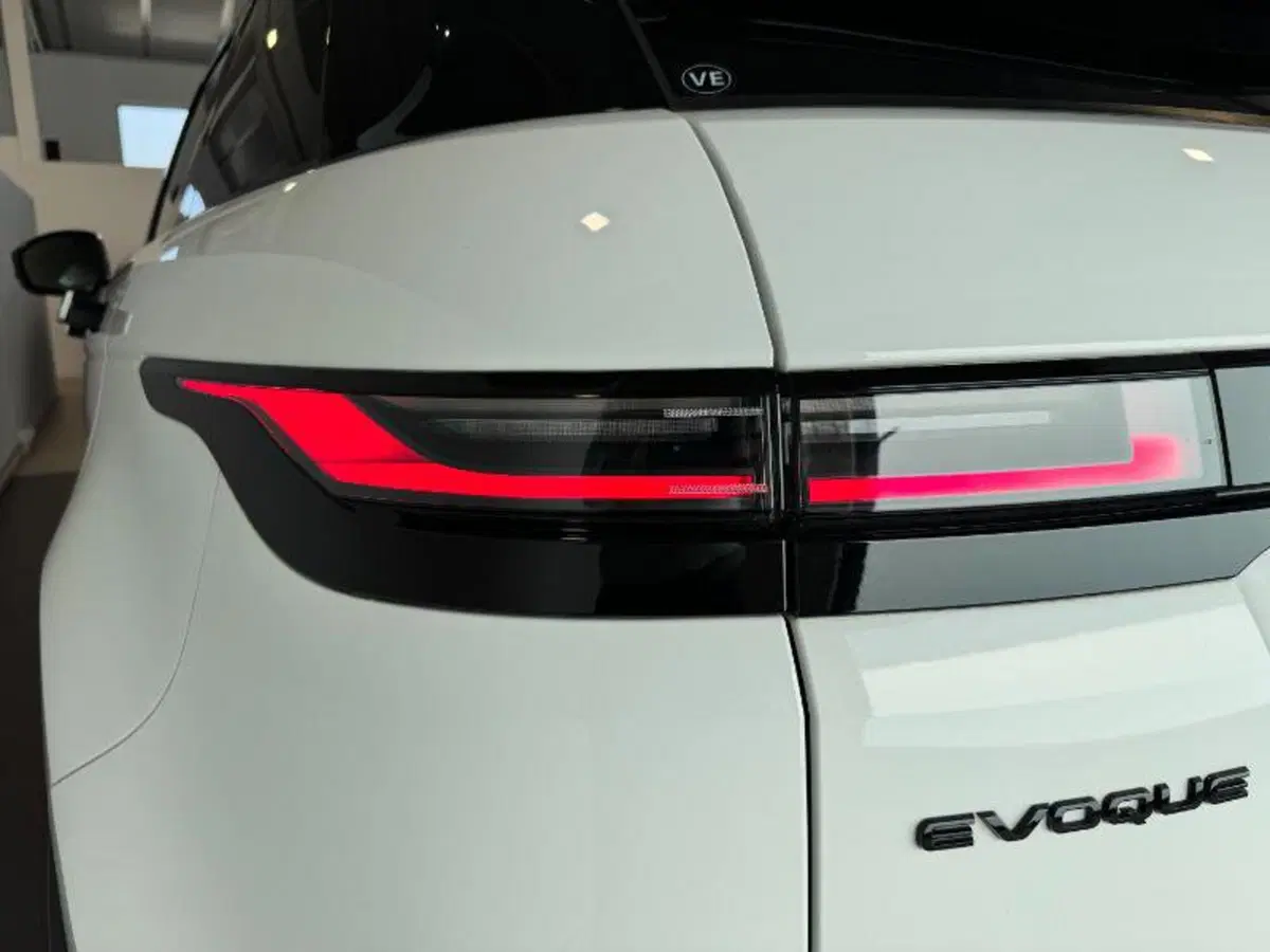 Land Rover Range Rover Evoque usata a Venezia (10)