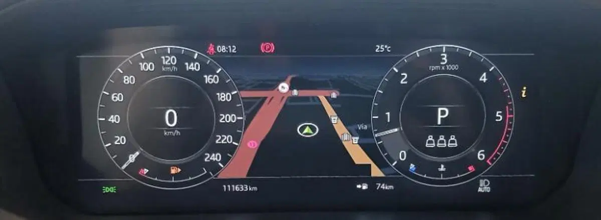 Land Rover Range Rover Sport usata a Venezia (16)