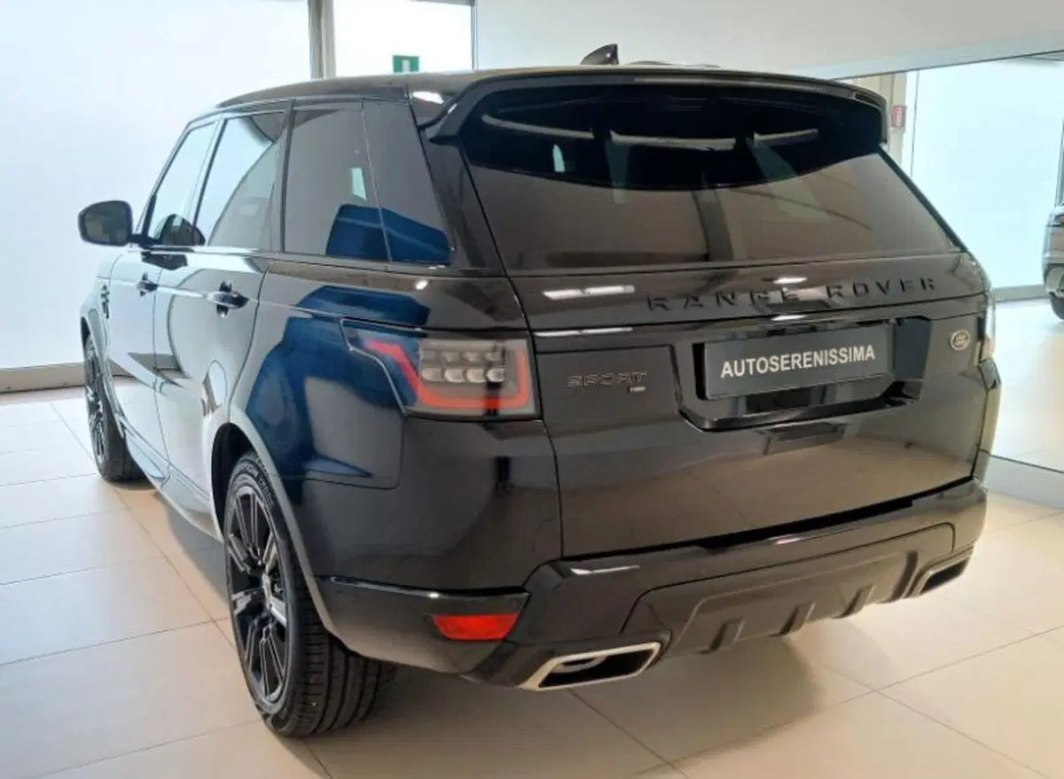 Land Rover Range Rover Sport usata a Venezia (2)