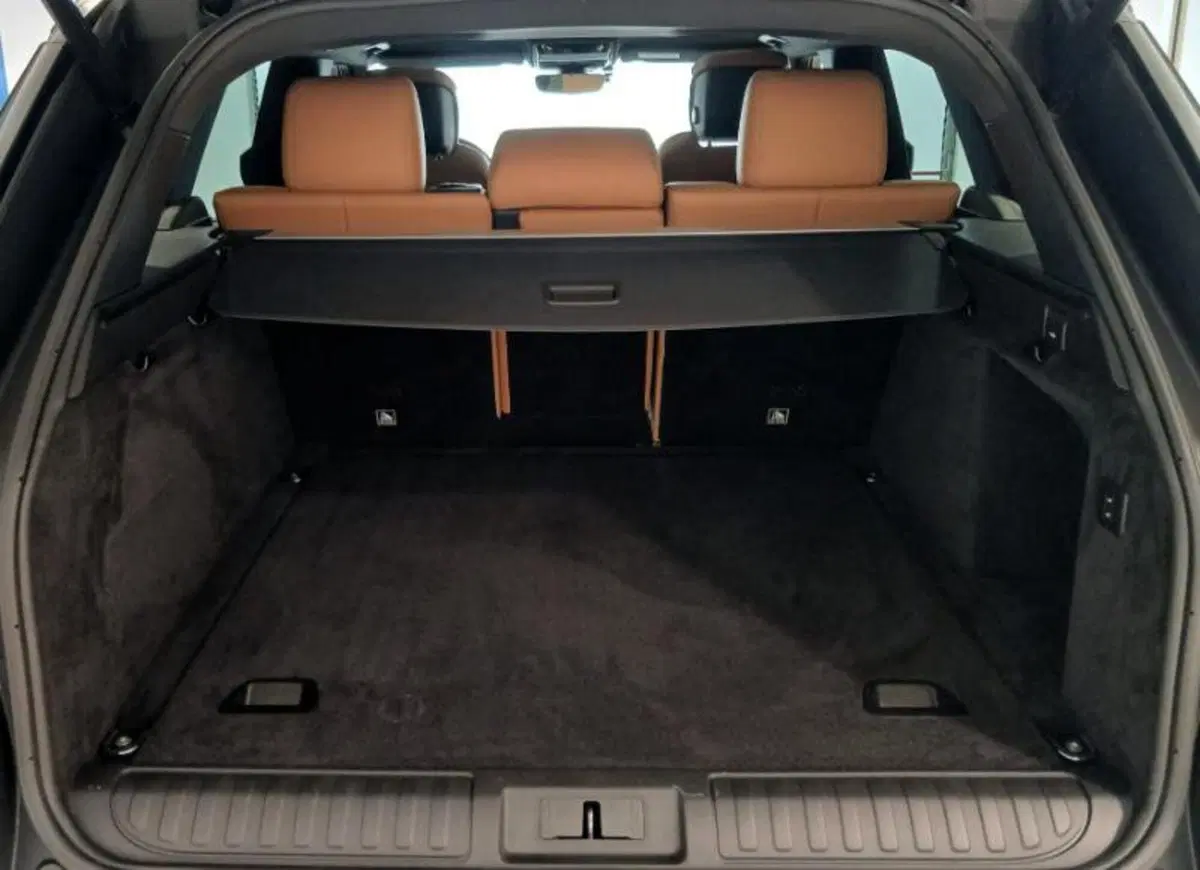 Land Rover Range Rover Sport usata a Venezia (4)
