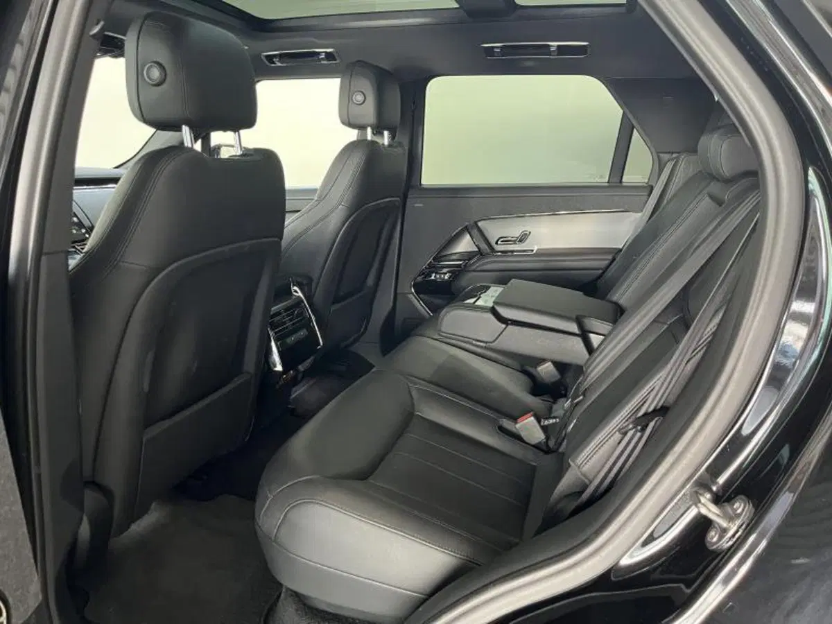 Land Rover Range Rover Sport usata a Venezia (12)