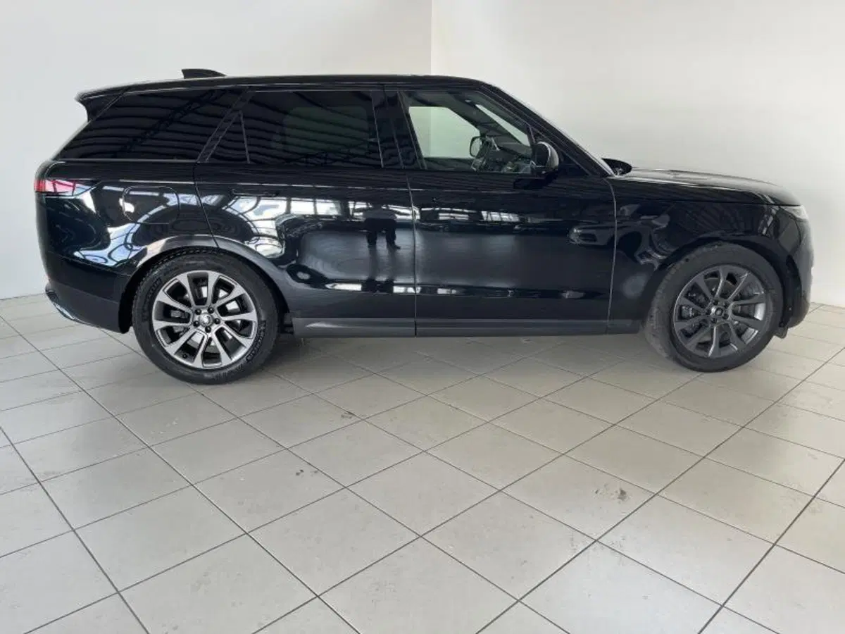 Land Rover Range Rover Sport usata a Venezia (2)