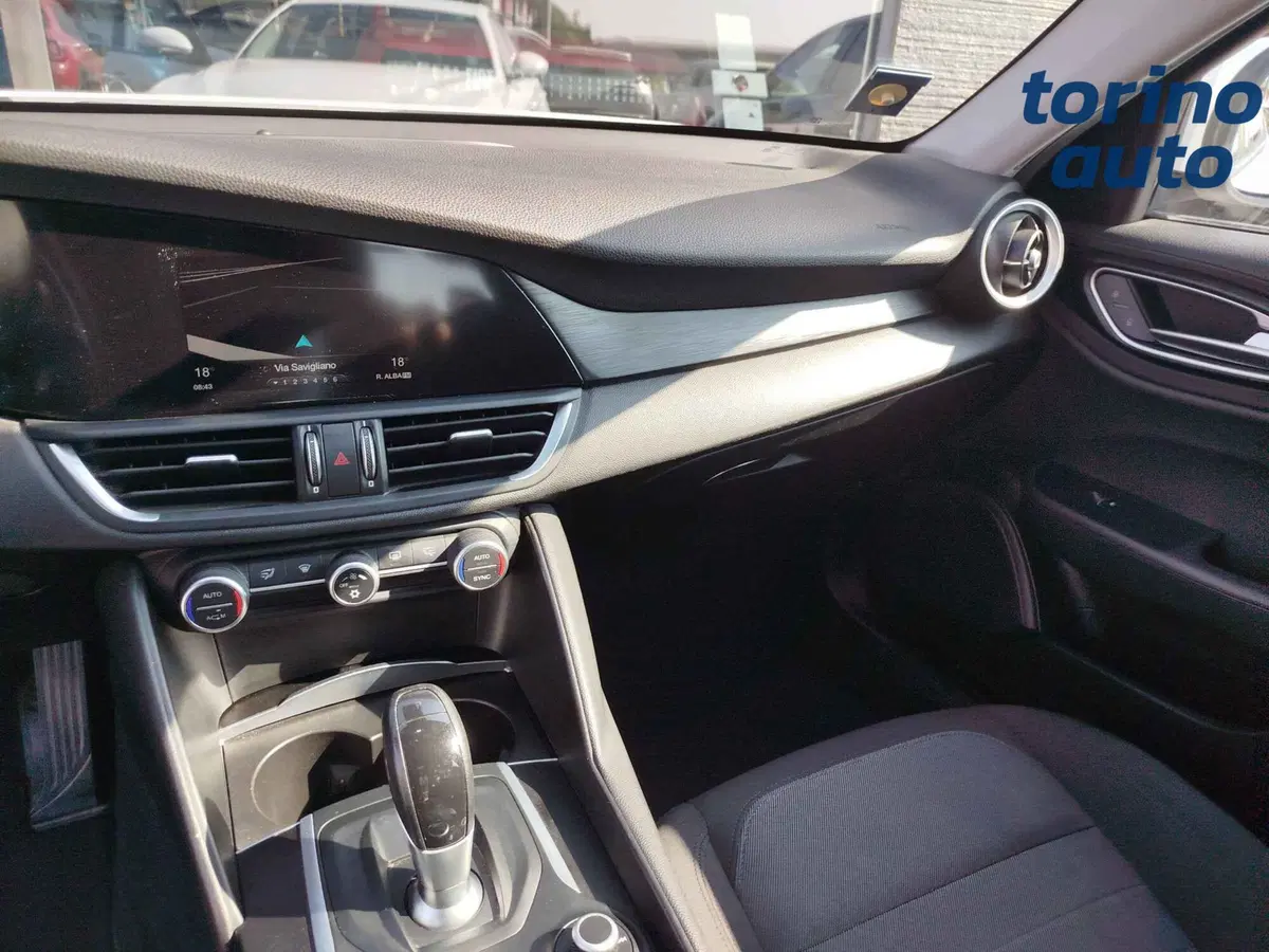 Alfa Romeo Giulia usata a Cuneo (16)