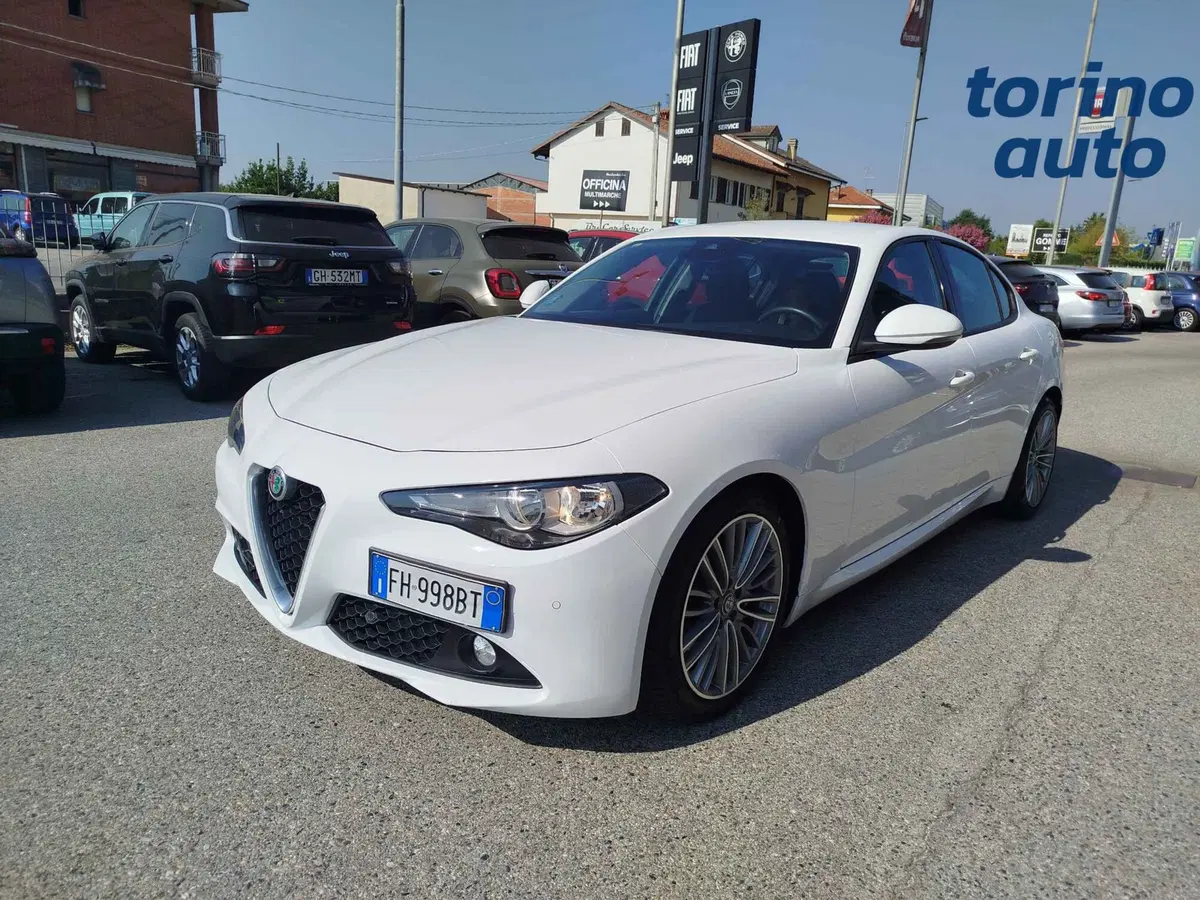 Alfa Romeo Giulia usata a Cuneo (3)