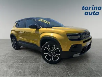 Jeep Avenger 1.2 turbo e-hybrid mhev Summit fwd 110cv edct6 del 2024 usata a Torino
