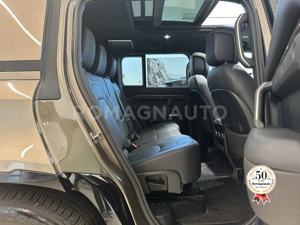 Land Rover Defender usata a Forlì-Cesena (11)