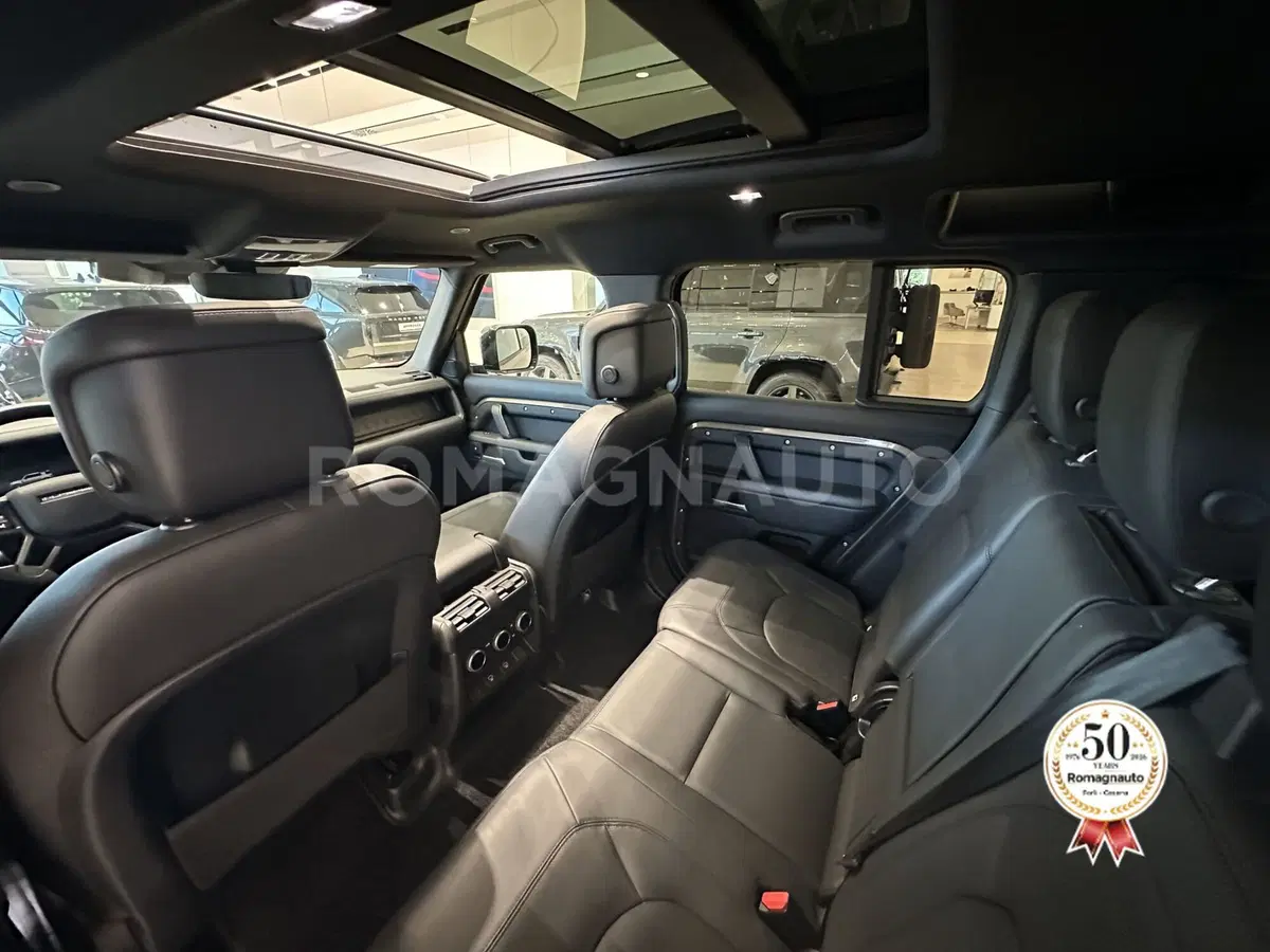 Land Rover Defender usata a Forlì-Cesena (12)