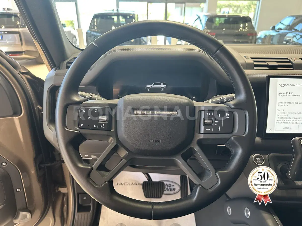 Land Rover Defender usata a Forlì-Cesena (16)