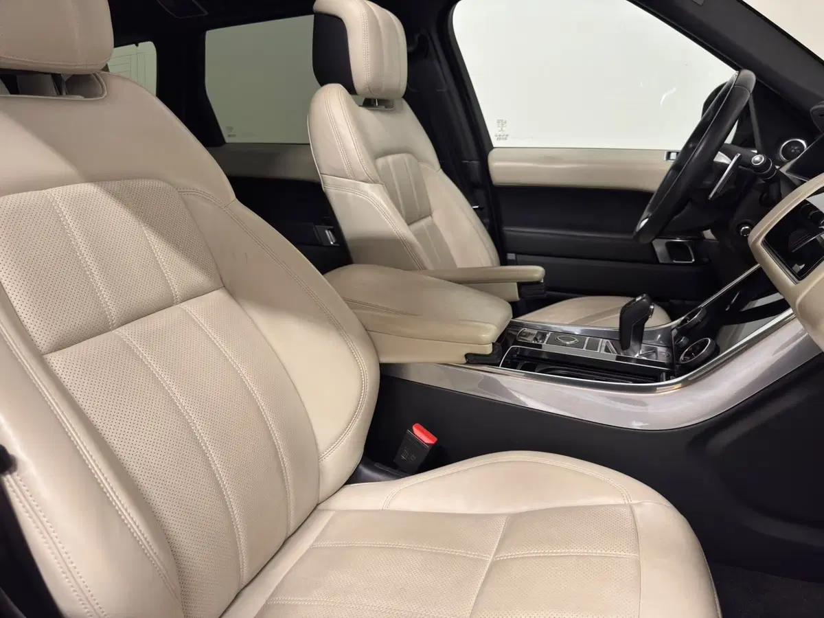 Land Rover Range Rover Sport usata a Novara (15)