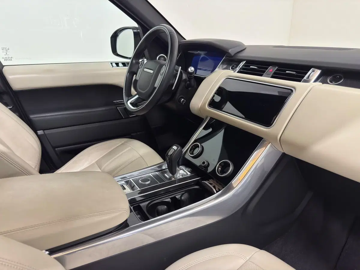 Land Rover Range Rover Sport usata a Novara (16)